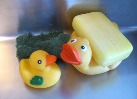 Scouring pad, rubber duck soap holder and baby rubber duck